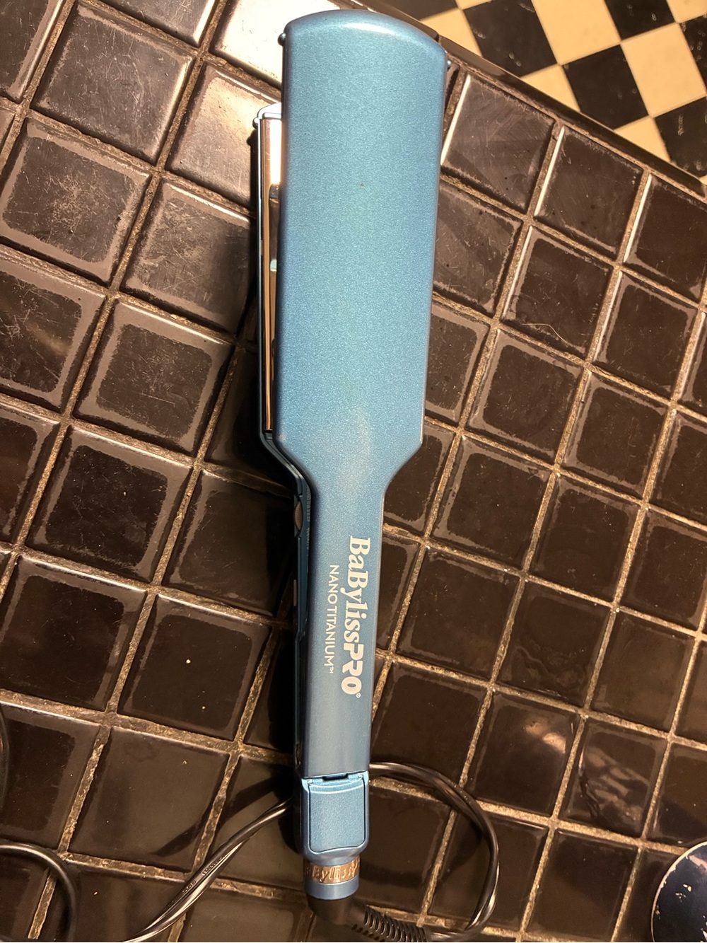 Babyliss Pro Nano Titanium 2” Flat Iron